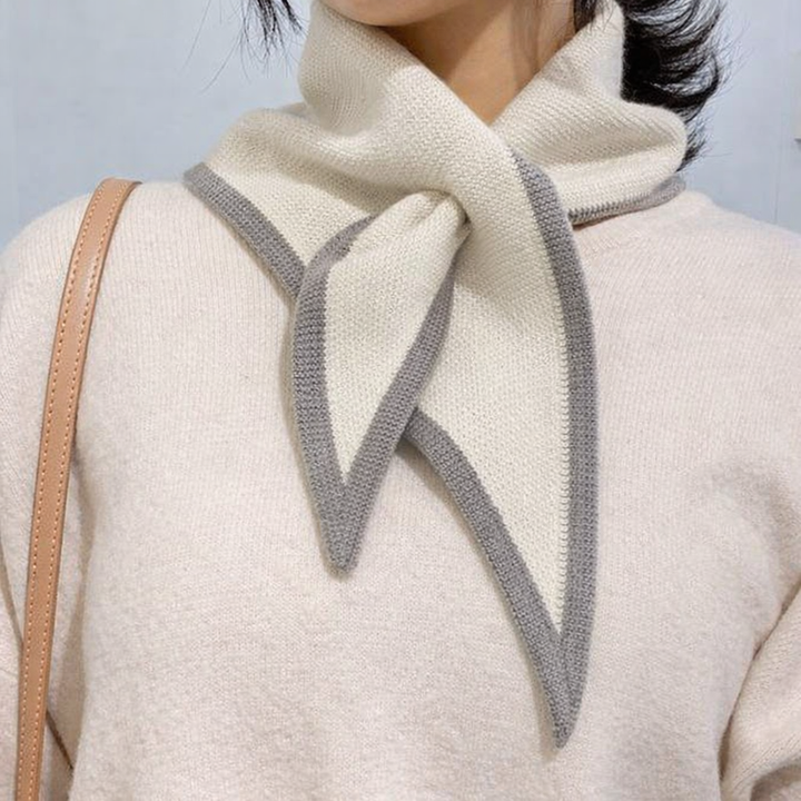 Layla | Knit Triangle Scarf with Contrast Trim