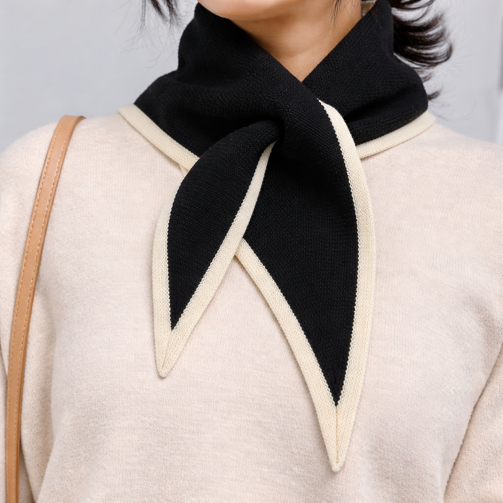 Layla | Knit Triangle Scarf with Contrast Trim