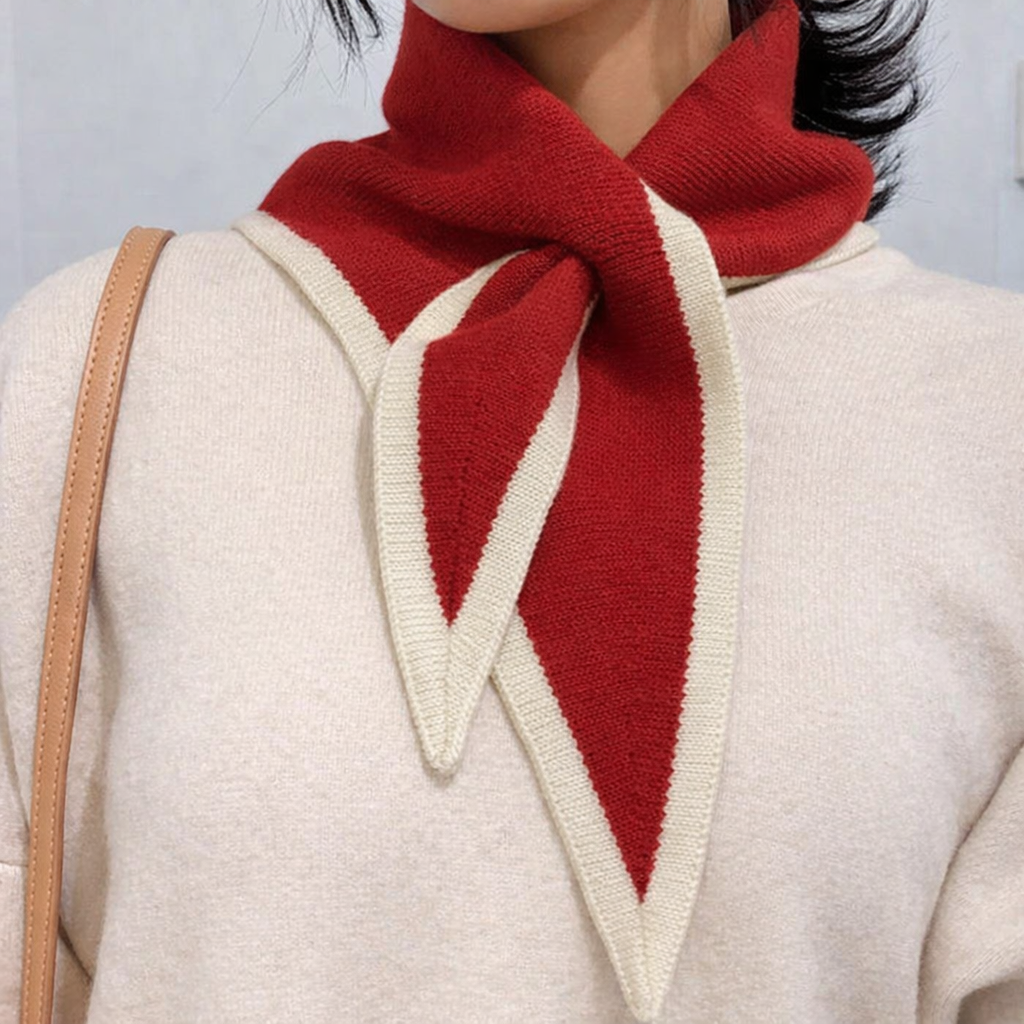 Layla | Knit Triangle Scarf with Contrast Trim