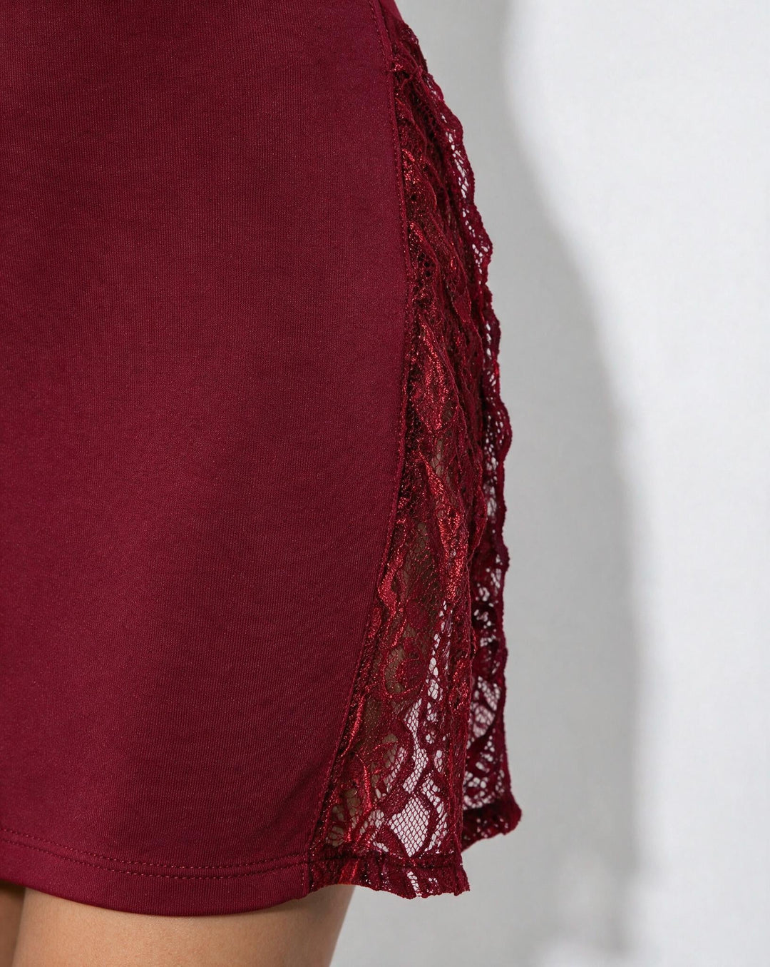 Avery | Lingeries Sleeveless V-Neck Lace Trim Mini Nightgown