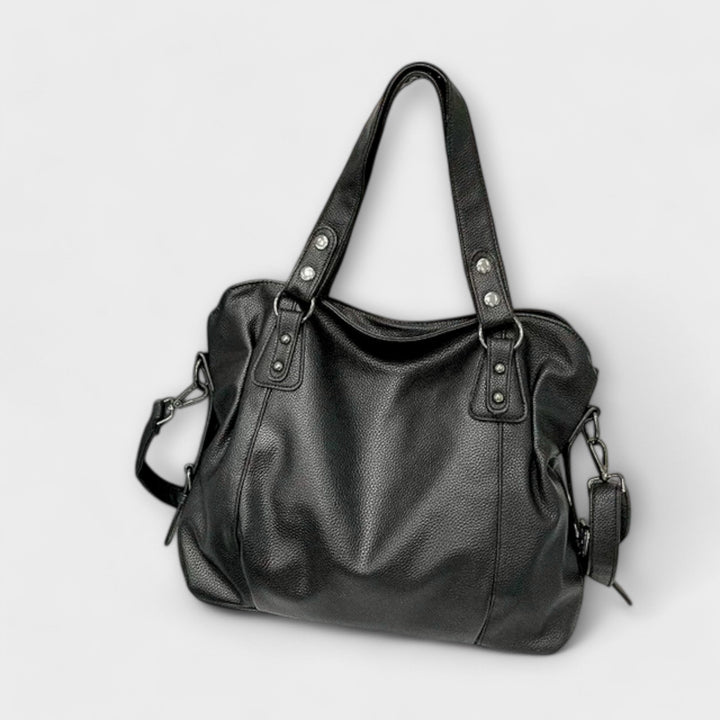Carla | Women&