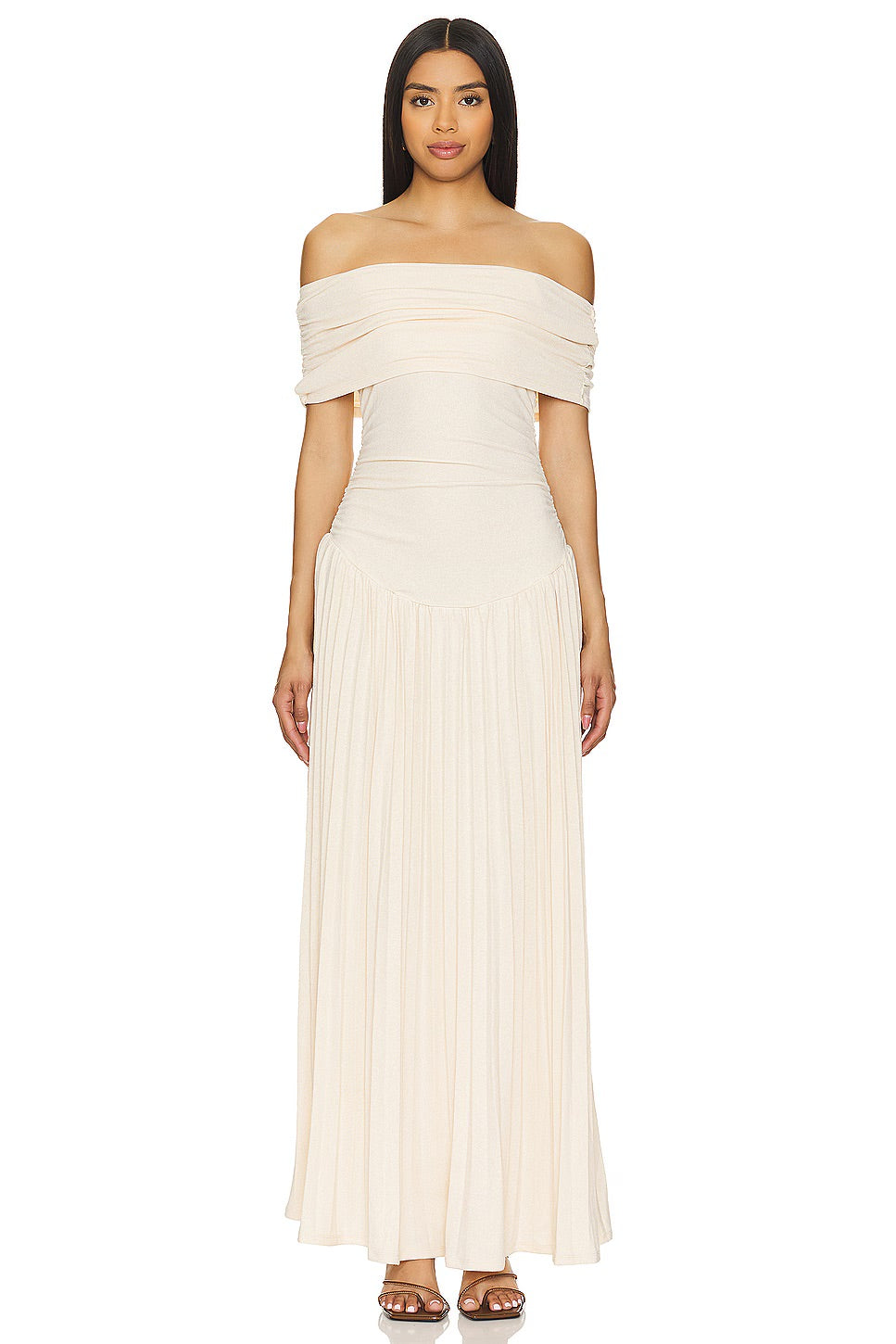 Della | Women&