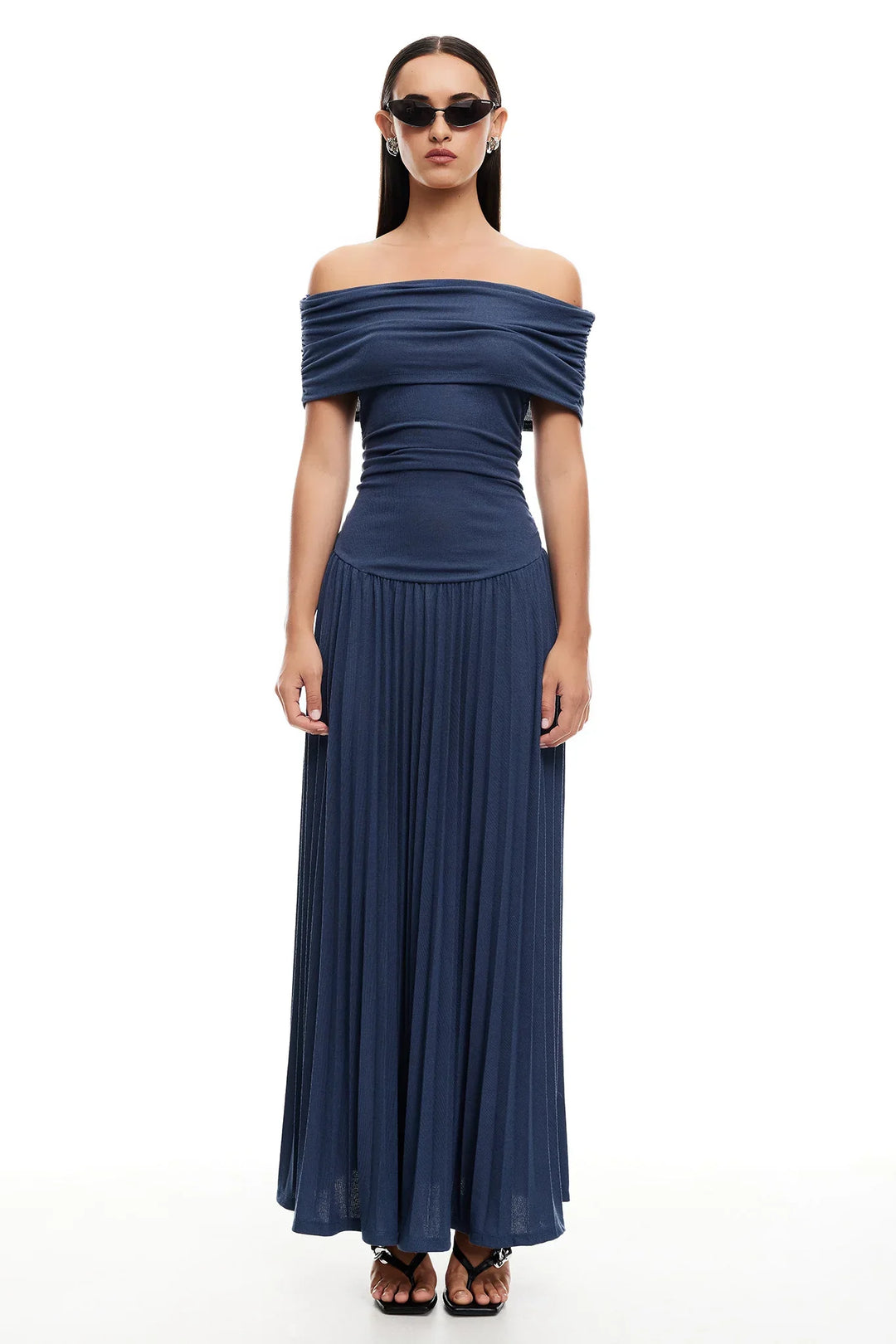 Della | Women&