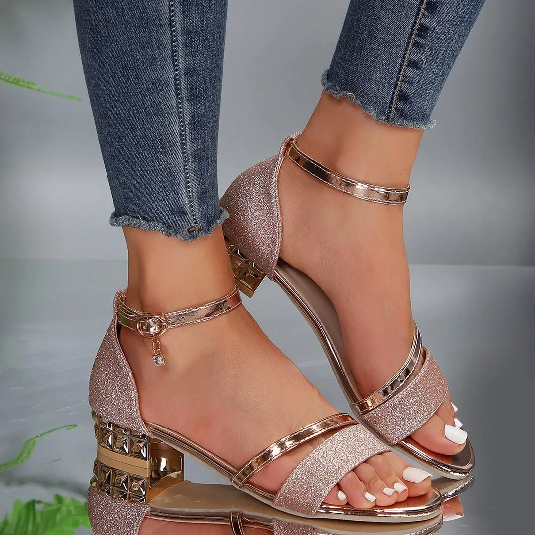 Esther | Women&