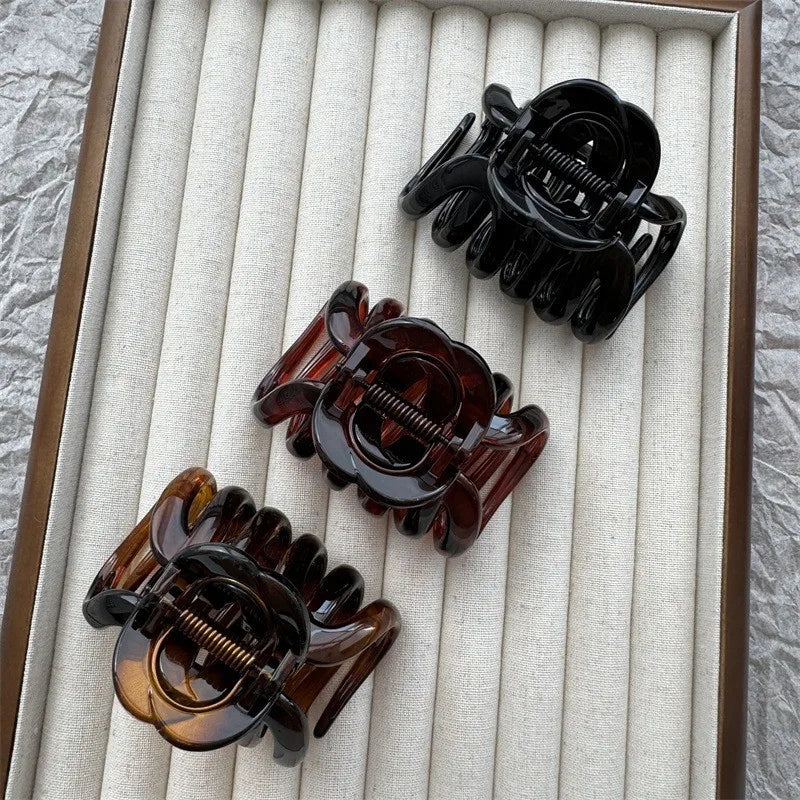 Harley | Tortoiseshell Claw Hair Clip Accessory