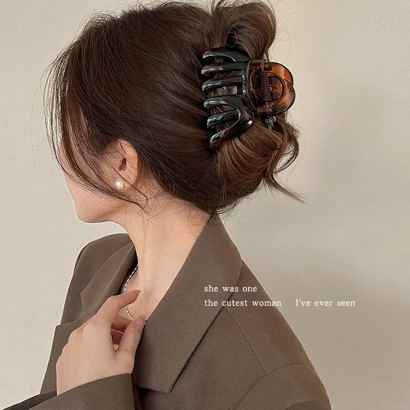 Harley | Tortoiseshell Claw Hair Clip Accessory