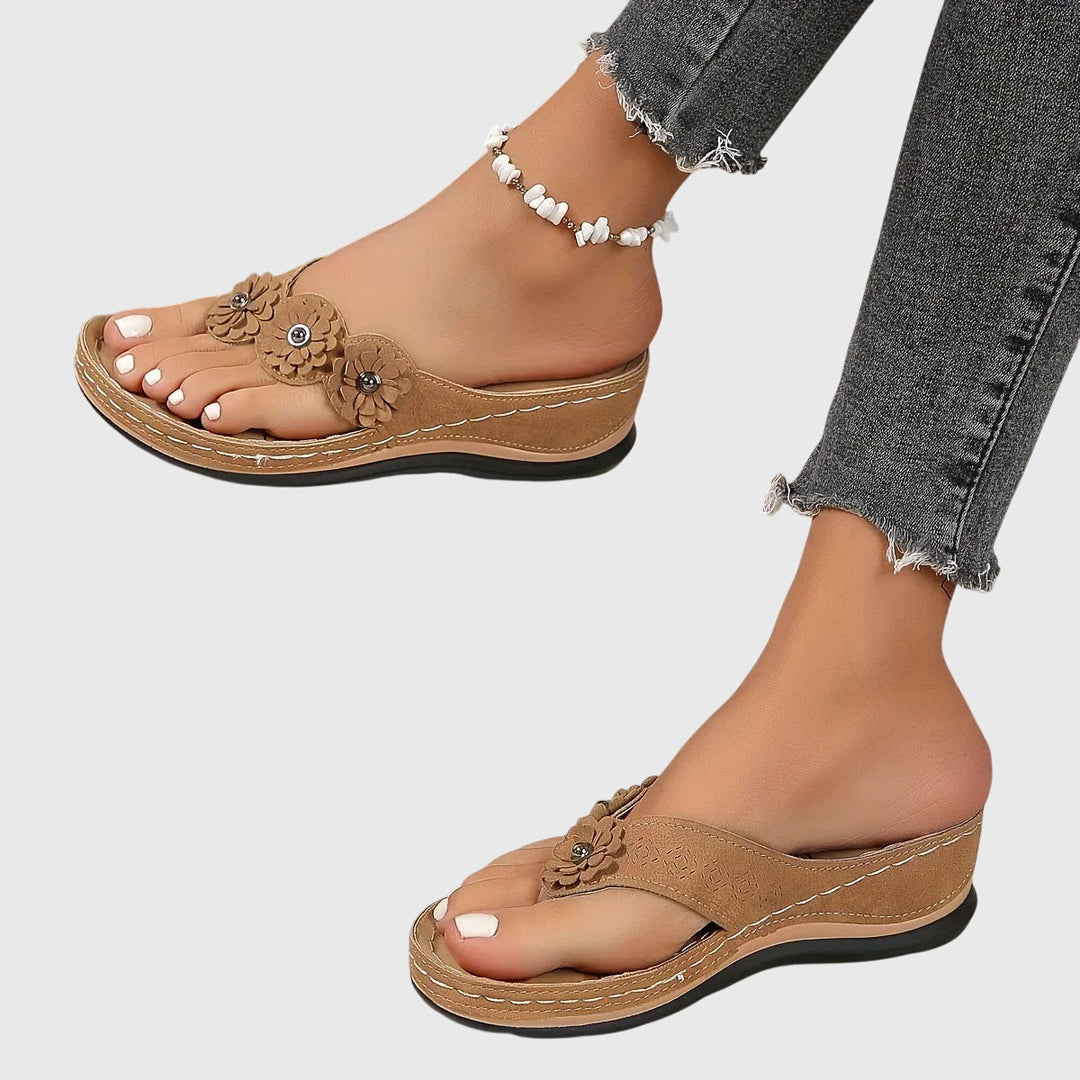 Kelly | Women&