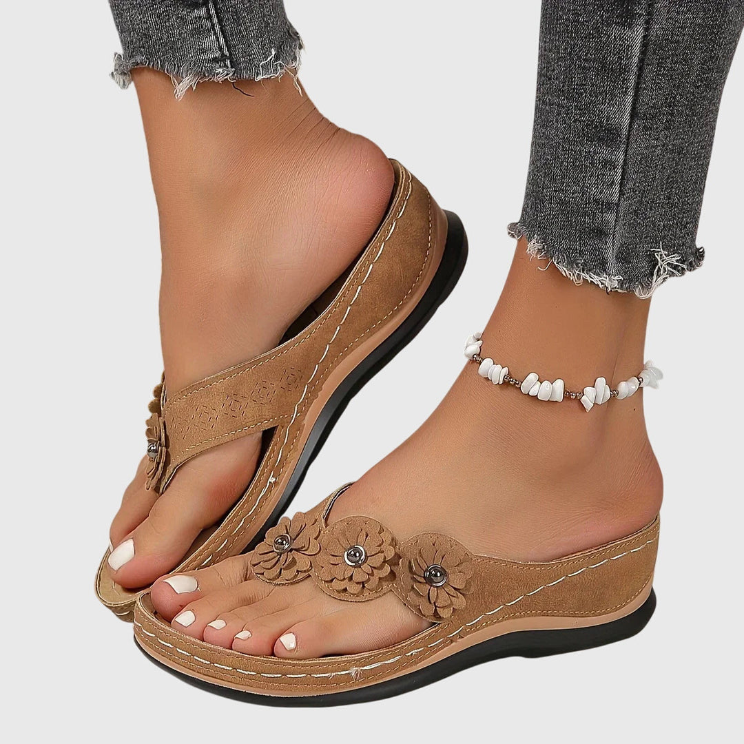 Kelly | Women&