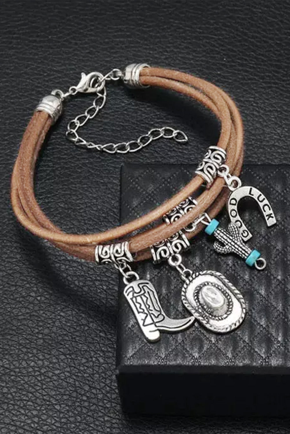Kira | Women&
