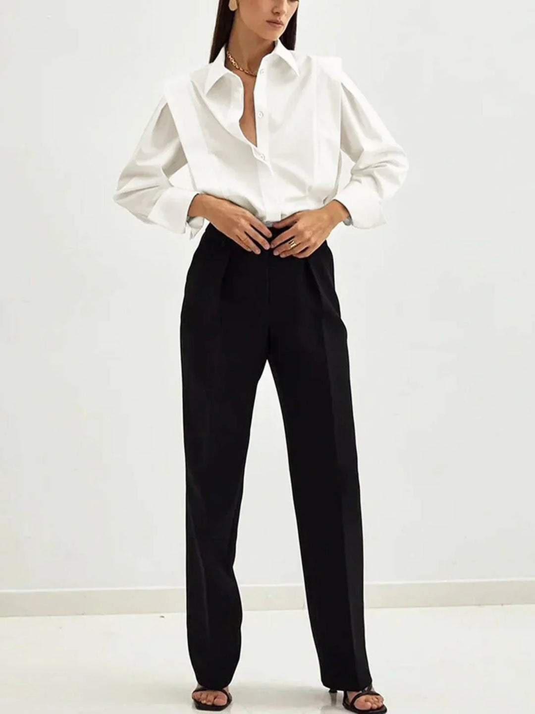 Nell | Women&