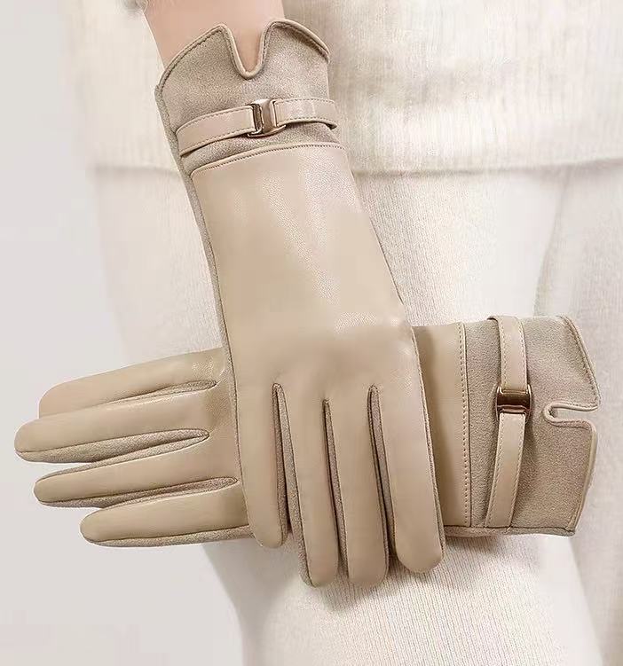 Gemma | Fitted Leather Gloves with Buckle Cuff