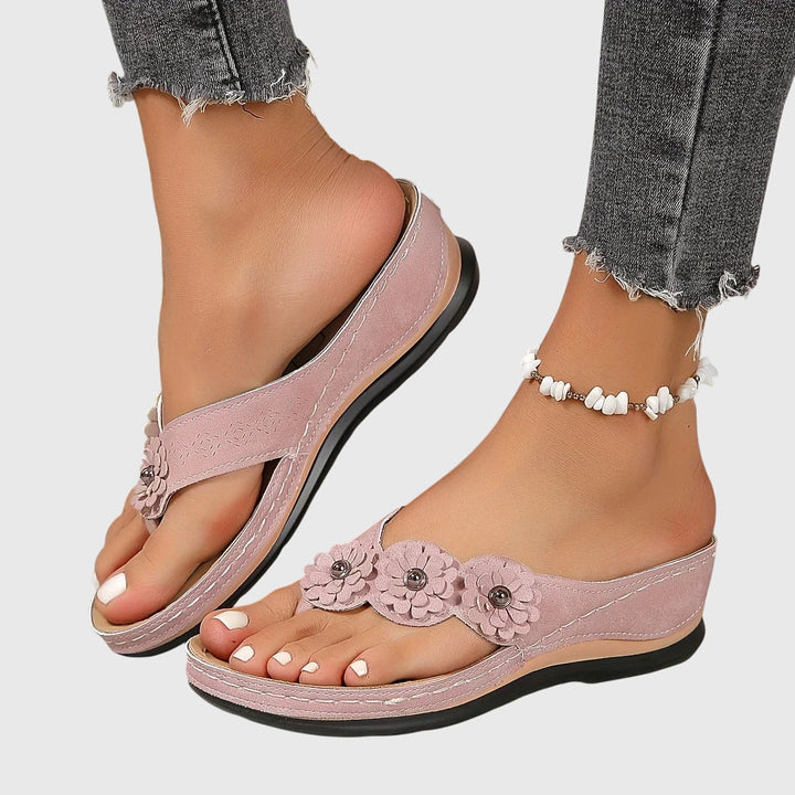 Phoebe | Women&