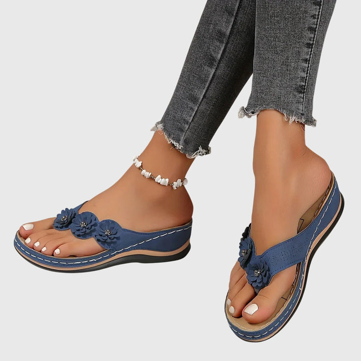 Phoebe | Women&