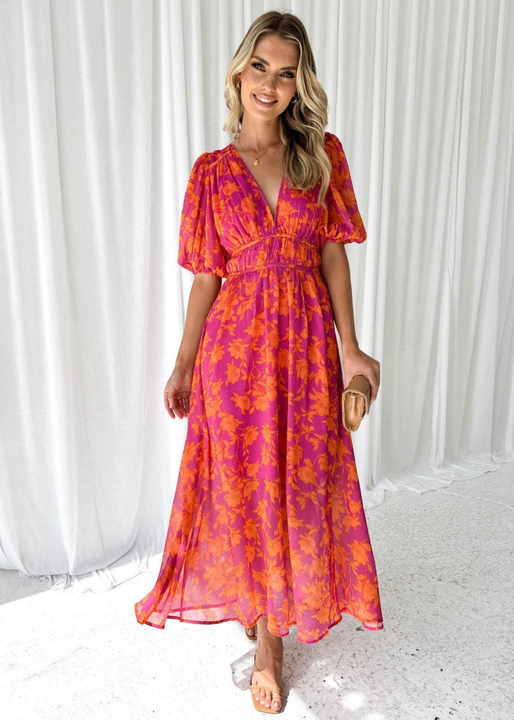 Sara | Women&