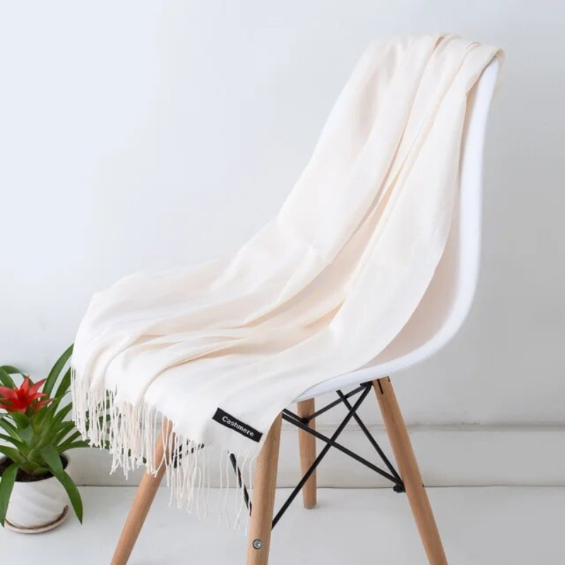 Nova | Cashmere Scarf with Fringed Edges