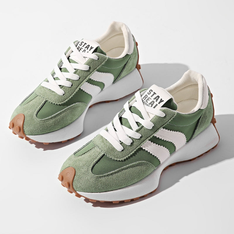 Womens retro platform sneakers lace-up, view 1