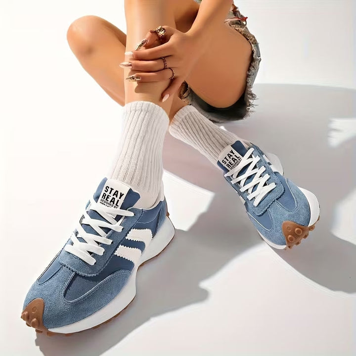 Lark | Womens Retro Platform Sneakers Lace-Up