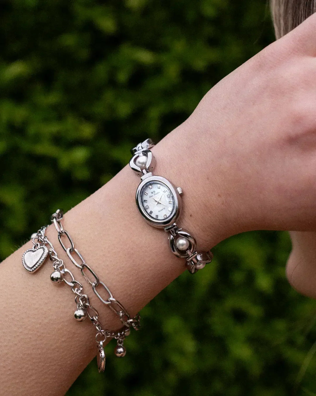 Kara | Oval Face Pearl Accent Analog Watch