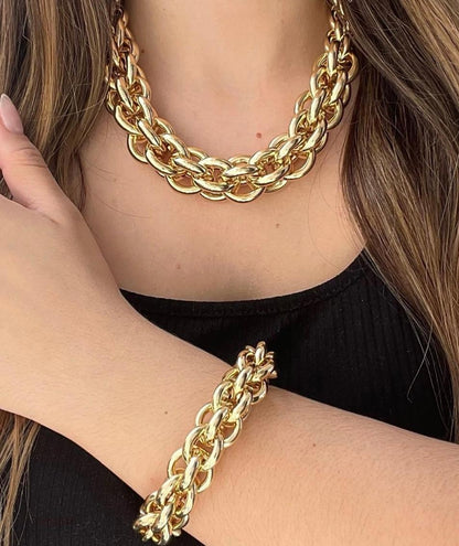 Gold Double Hoop Chain Necklace